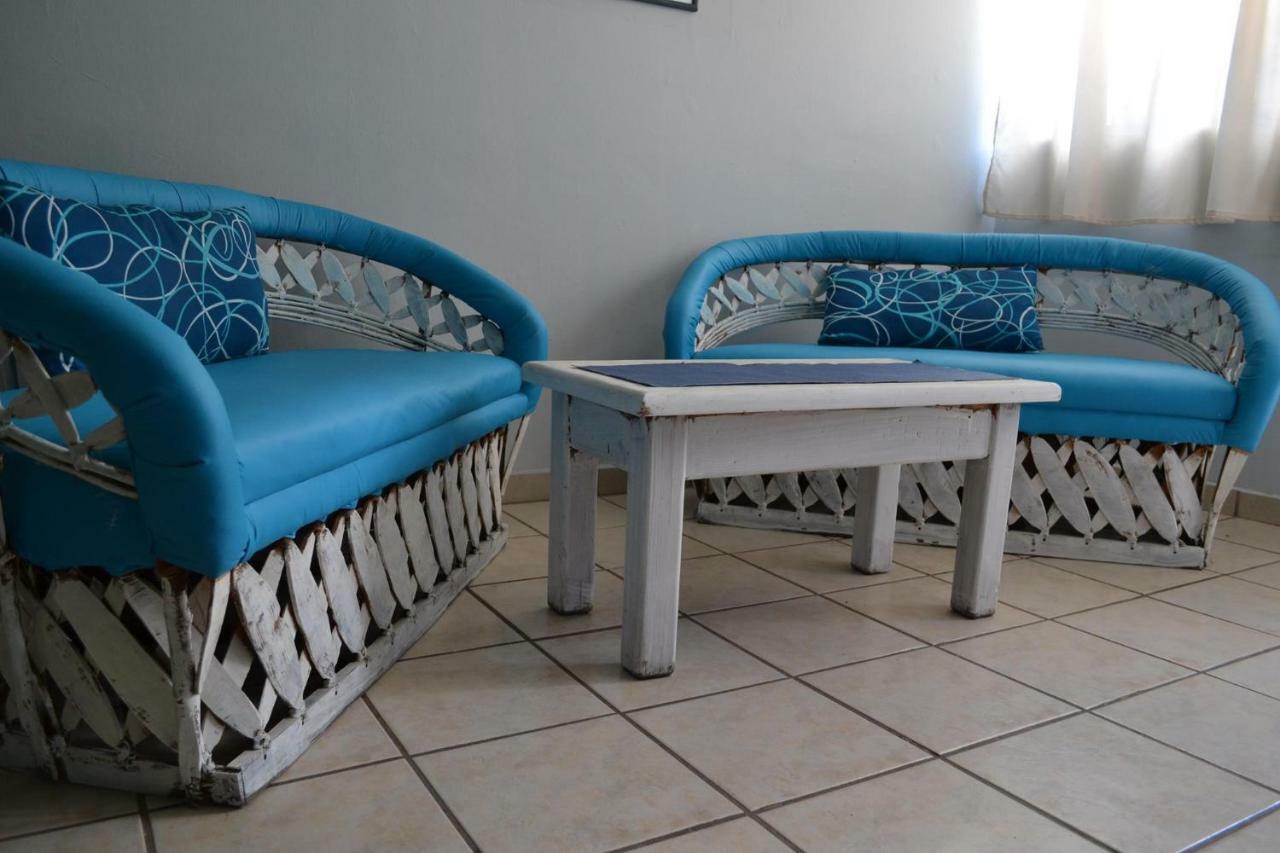 לאון Hotel Y Suites Los Alcatraces מראה חיצוני תמונה